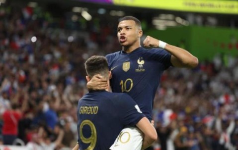 法国总统金口命中波胆！纪录夜高卢老将中坚齐闪耀