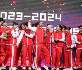 石油杯-8名教练56名球员1万+现场观众 全明星赛，排超盛会