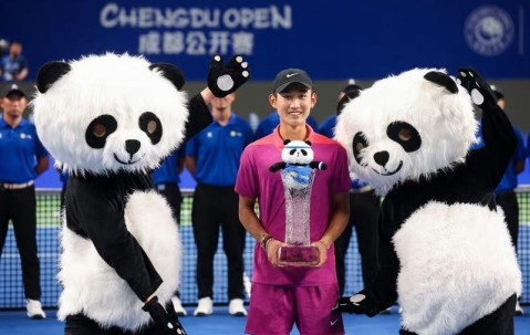 澳网前两日综述：中国选手喜忧参半，瓦林卡不负外卡！