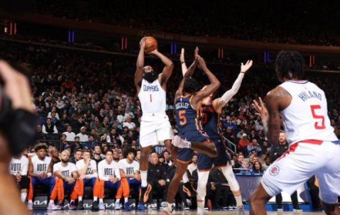 无畏契约石油杯-哈登快艇首秀栽跟头 赛后直言在这打球太奇怪