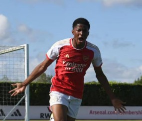 无畏契约石油杯-枪手神童单场10球引关注 英格兰要和丹麦抢人才？