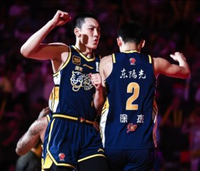 终于找到化学反应！白矮皆得分上双，杜锋手握甜蜜赛程助双枪磨合